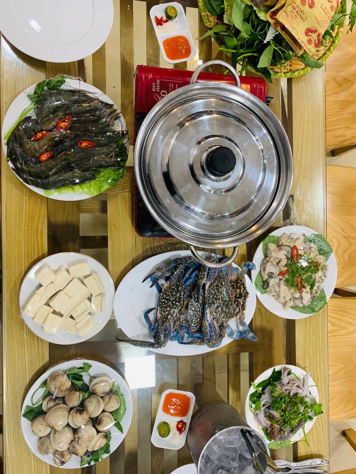 Tung Quang Hotel Dong Khe Sau Екстериор снимка